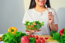 Tác hại của ăn vội, cách khắc phục