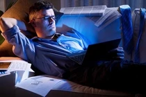 Thường xuyên ngủ muộn, điều gì sẽ xảy ra với làn da bạn?