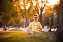 Vì sao trị liệu tinh thần quan trọng không kém thuốc bổ