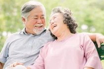 Làm sao để 60 tuổi vẫn vui, sống chủ động, không phụ thuộc?