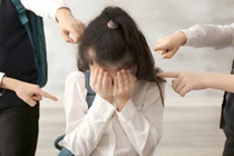 Bạo lực học đường ảnh hưởng lâu dài đến tâm lý của trẻ