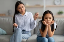 Cách để con không tổn thương khi cha, mẹ tái hôn