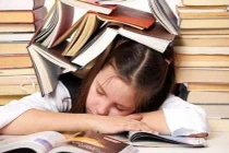 Làm sao để con không bị áp lực thành tích?