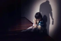 Cách gì để bảo vệ con khỏi bị xâm hại?