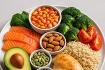 Ăn đủ mà vẫn thiếu chất, sự thật ít ai để ý trong bữa ăn