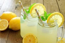 5 nhóm người cần tránh uống nước chanh để bảo vệ sức khỏe
