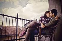 Nghệ thuật giữ riêng tư trong hôn nhân