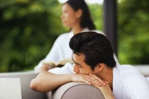 Vì sao nhiều người thích so sánh bạn đời với người cũ?