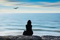 Vì sao cảm giác cô đơn lại hại cho tim?