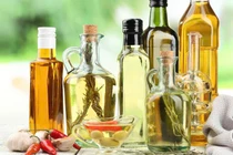 Cách bảo quản dầu ăn đúng, tránh gây độc hại