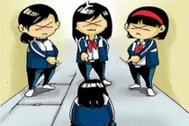 Ứng xử của cha mẹ khi con bị bắt nạt ở trường