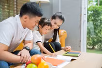 5 kỹ năng mềm quan trọng cần dạy con trước 12 tuổi