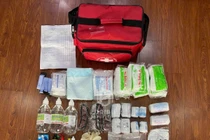 Gia đình cần chuẩn bị gì trong balo y tế mùa bão?