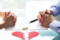 Khi phụ nữ yêu người từng đổ vỡ, can đảm hay mạo hiểm?