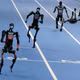 [GALLERY] Robot Trung Quốc liên tục ngã, vì sao vẫn được tung hô?