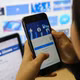 [GALLERY] Gõ “V...” trên Facebook, người dùng sốc vì nội dung bẩn