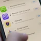 Zalo lung lay vì tẩy chay, WhatsApp và Viber trỗi dậy