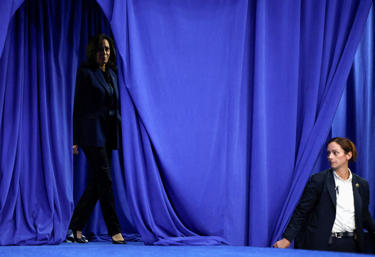 Ứng cử viên tổng thống đảng Dân chủ Phó Tổng thống Hoa Kỳ Harris vận động tranh cử ở Wisconsin