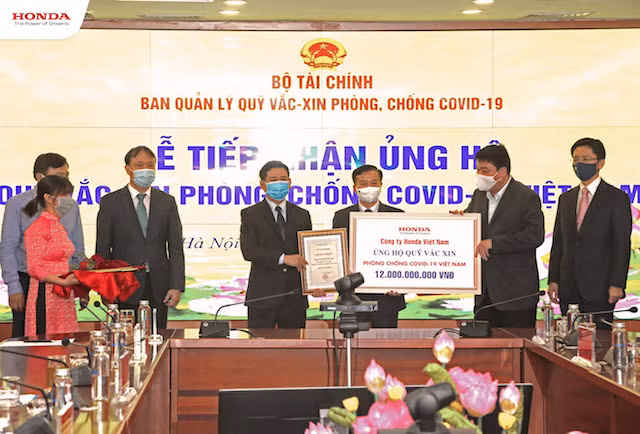 Honda ủng hộ 12 tỷ đồng vào Quỹ vacxin phòng chống Covid-19.