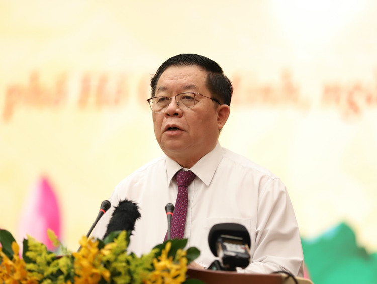 Truong Ban Tuyen giao T.U: Bao chi phai dong hanh voi loi ich quoc gia, dan toc