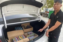 Lâm Đồng: Bắt quả tang taxi chở pháo hoa nổ dịp cận Tết