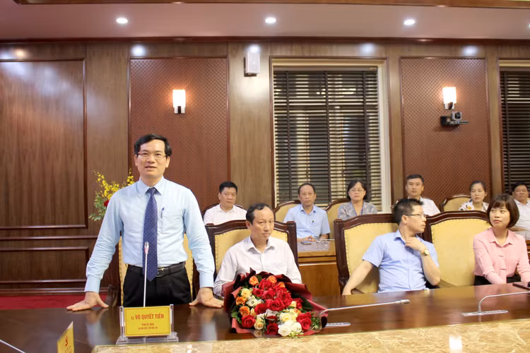 Quảng Ninh: Trưởng Ban Tổ chức Tỉnh ủy đồng thời là Giám đốc Sở Nội vụ - Ảnh 2.