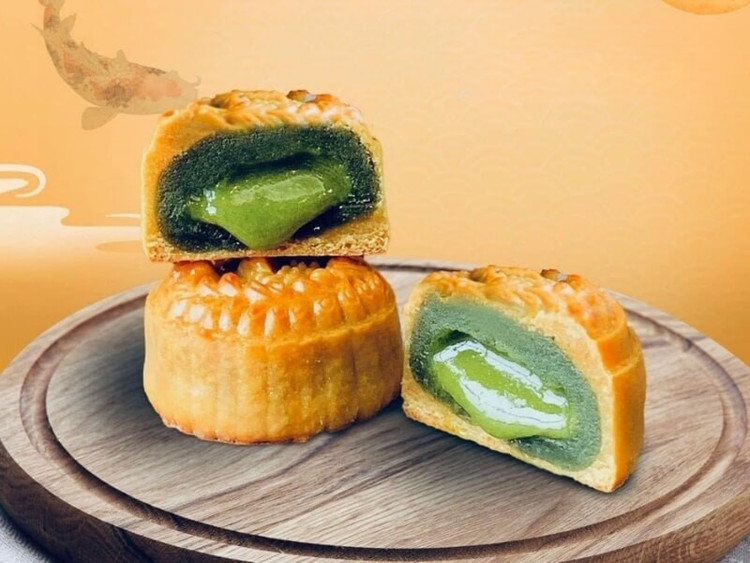 banh-trung-thu-lava-tra-xanh.jpg