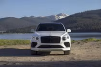 Bentley Bentayga Speed 2026 ra mắt với động cơ V8 mạnh mẽ