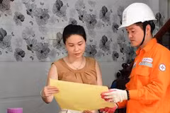 [VIDEO] Tiền điện tháng 6 tăng gấp 3, người dân miền Bắc và miền Trung choáng váng