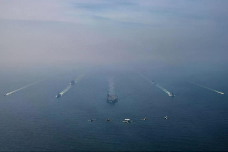 us-positions-massive-naval-and-air-power-across-middle-east-in-full-scale-iran-deterrence-posture-c94a92a7.jpg