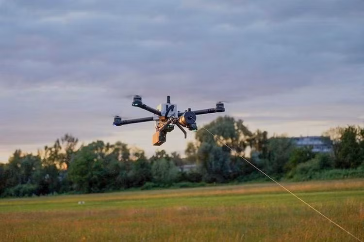 development-use-of-russian-fiber-optic-fpv-drones-in-ukraine-bypassing-electronic-warfare-systems-1920-001-fdde5a75.jpg