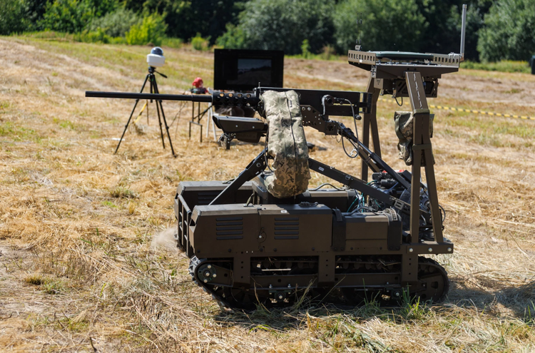 NUMO Battle Robot kan tas ut fra forberedelse til feltbruk på under ti minutter, noe som gir rask integrering i dynamiske kampsituasjoner. Foto: @Tank Bureau. 8-4957.png