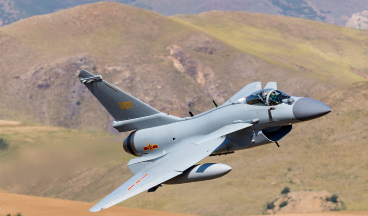 Penganalisis pertahanan tempatan menyatakan bahawa Tentera Udara Indonesia telah menilai keserasian Chengdu J-10C dengan matlamat pemodenan jangka panjangnya dan keperluan pertahanan udara lain yang ketat. Foto: @Defense Security Asia. 9-5536.png
