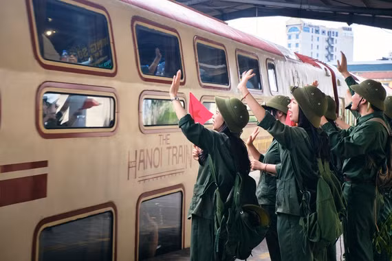 ‘Chuyến tàu đoàn viên’ tái hiện ký ức lịch sử dịp 30/4