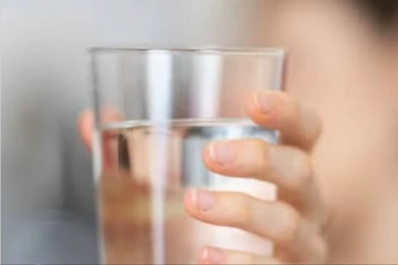 Uống nước đúng cách để thải độc tố, cơ thể khỏe mạnh