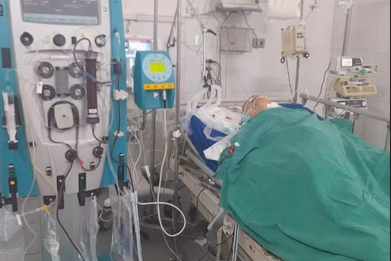 Kỹ thuật lọc máu đưa bệnh nhân toan chuyển hóa từ ranh giới sinh tử trở về 