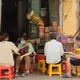 Hà Nội đề xuất thu phí vỉa hè: Tiểu thương lo lắng về chi phí và ổn định