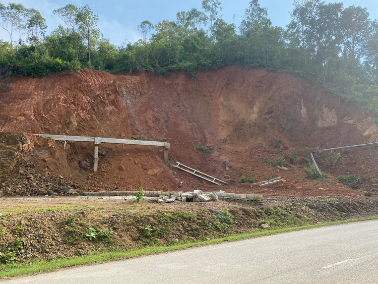 Lang Son: Dang bi cong an dieu tra, muong thuy loi tiep tuc gay, do-Hinh-3