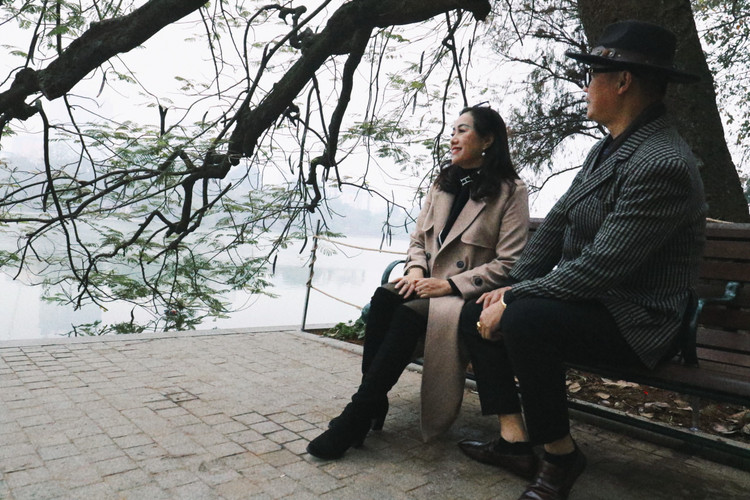 Ha Noi vang lang sang mung 1 Tet, nguoi dan xuat hanh du Xuan muon