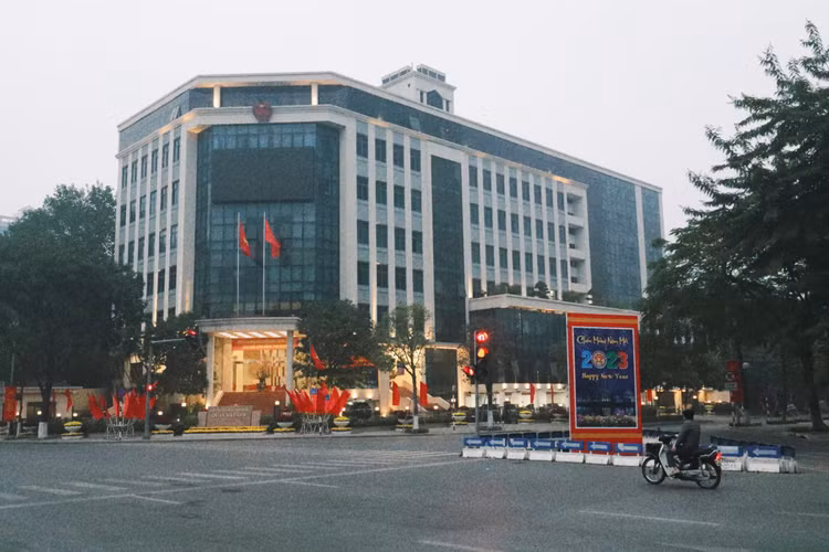 Ha Noi vang lang sang mung 1 Tet, nguoi dan xuat hanh du Xuan muon-Hinh-8