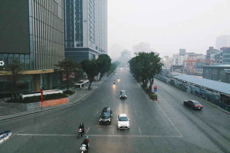 Ha Noi vang lang sang mung 1 Tet, nguoi dan xuat hanh du Xuan muon-Hinh-5