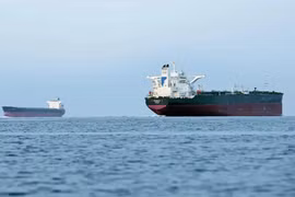 Khi nào eo biển Hormuz được mở lại?