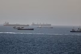 Iran dọa chặn hoạt động xuất khẩu năng lượng từ Trung Đông