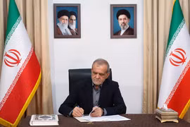 Tổng thống Iran lên đường tới Pakistan 