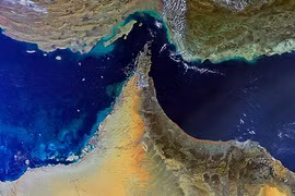 Chuyên gia nói gì về đề xuất thu phí của Iran tại eo biển Hormuz?