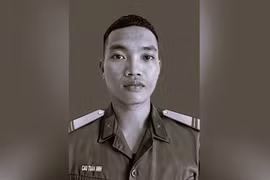 Truy tặng Huân chương Bảo vệ Tổ quốc hạng Ba đối với Trung sĩ Cao Tuấn Anh