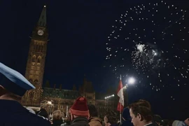 Ảnh hiếm người dân khắp thế giới đón Giao thừa hàng chục năm trước