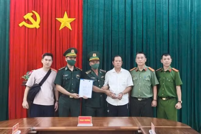 Truy bắt thành công đối tượng truy nã đặc biệt nguy hiểm tại Lào