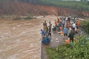  Nghệ An: Tìm thấy thi thể người đàn ông bị nước cuốn khi đi bắt cá