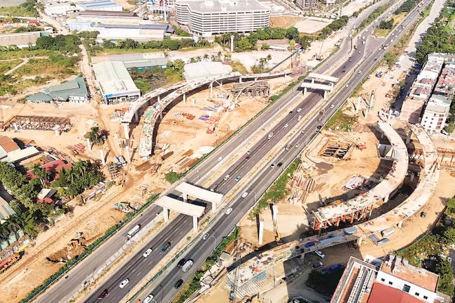 [GALLERY] Hà Nội đẩy nhanh thi công nút giao Vành đai 3,5 – Đại lộ Thăng Long